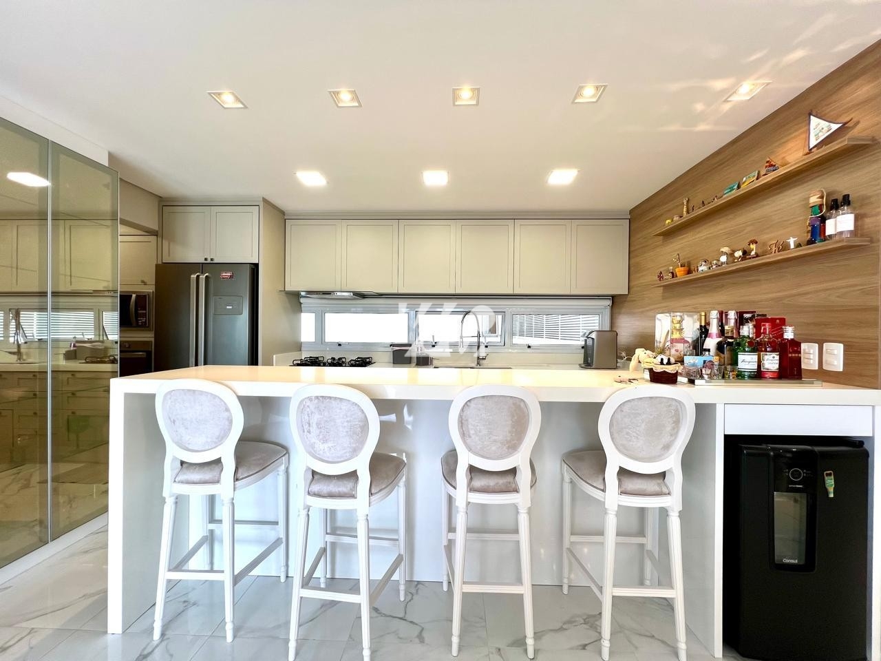 Apartamento em Pagani, Palhoça. 3 quartos, 143m². Imagem 3 de 27